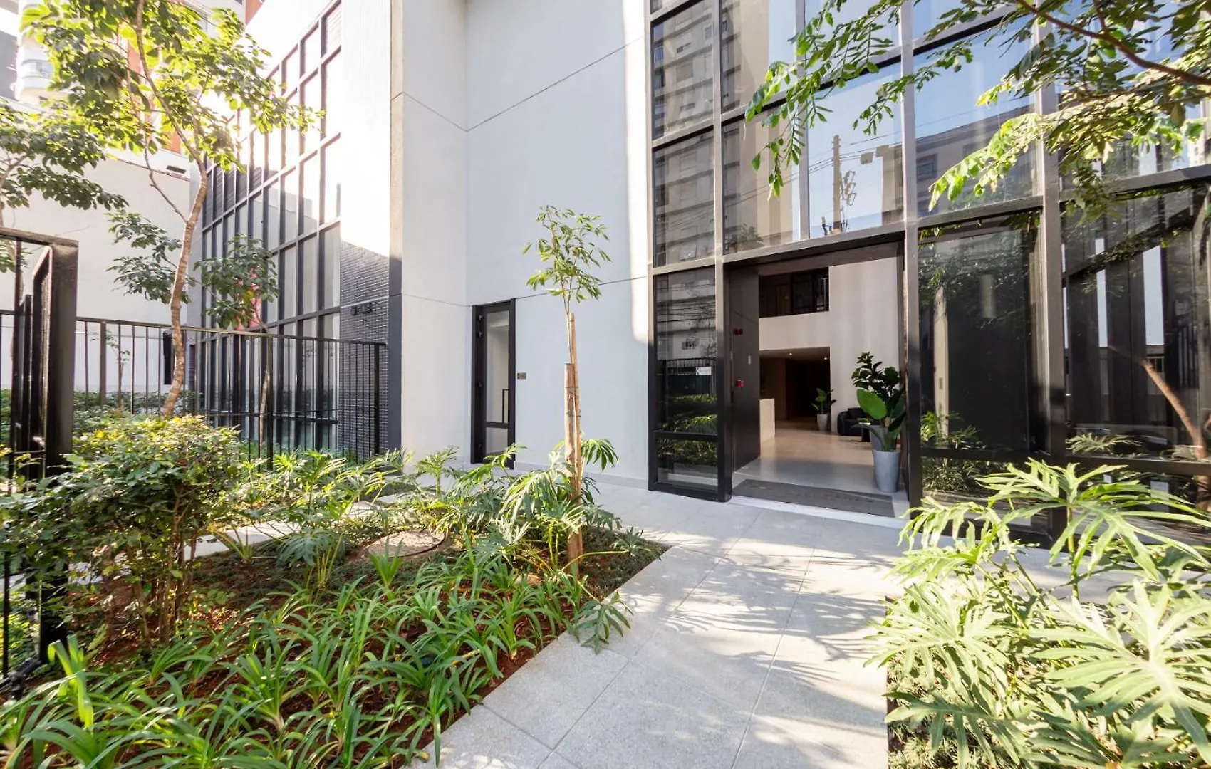 Charlie Contemporaneo Jardins Essential Appartement São Paulo Brazilië